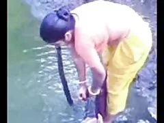Chó cái người Mỹ gốc Phi khéo léo sở hữu một dương phim sex mom and son vật giả