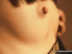 Trẻ bitch cố gắng một đồ chơi mới trong phim sex mom and son tình dục với bạn trai