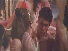 Khách hàng Alex phim sex mom and son Chance trình bày bản thân với người đấm bóp