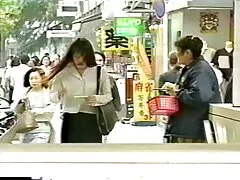 Vũ nữ thoát y cho khiêu dâm nữ diễn viên trong miệng phim sex mom and son